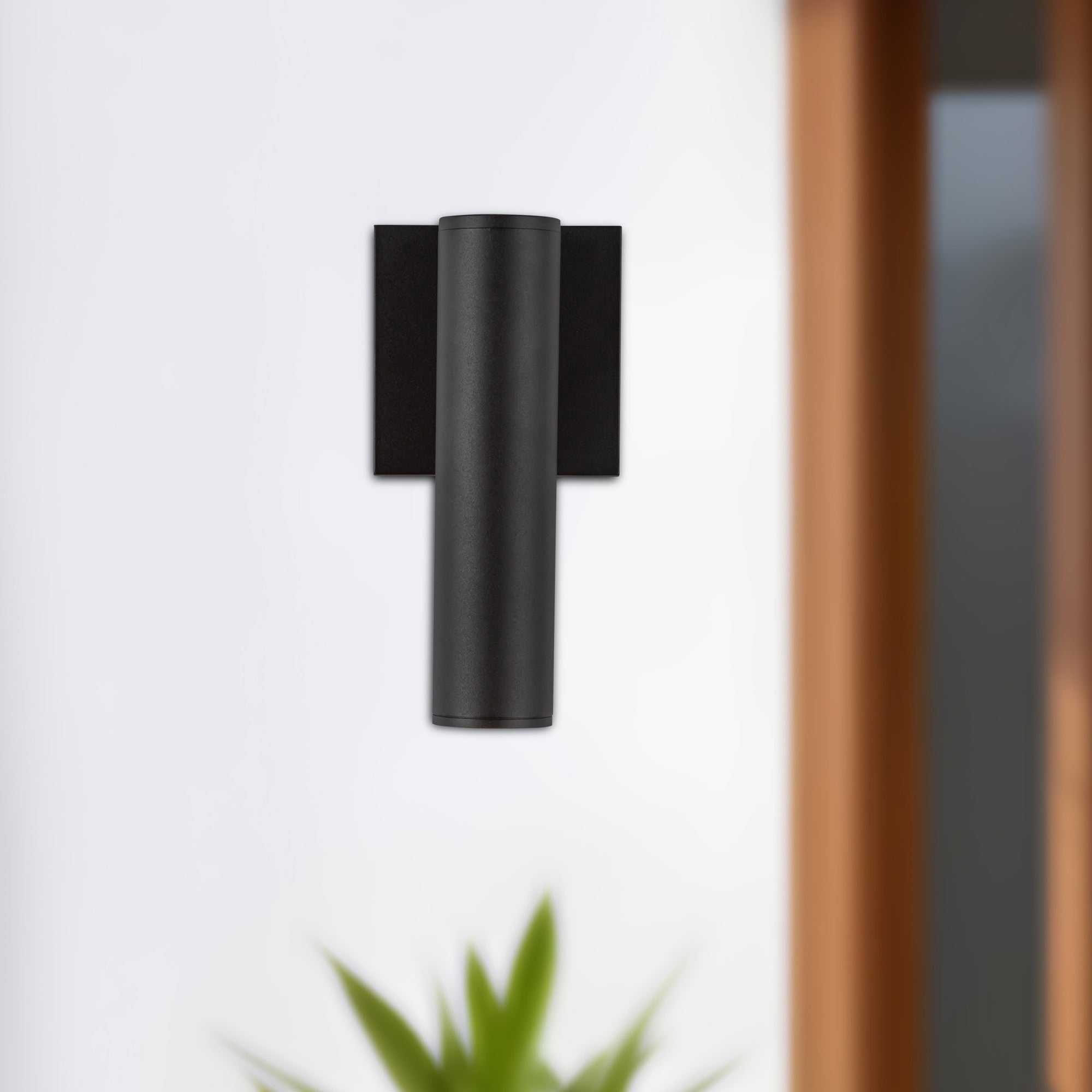 Lorna 9-in (2-in Dia.) Aluminum Outdoor Wall Sconce