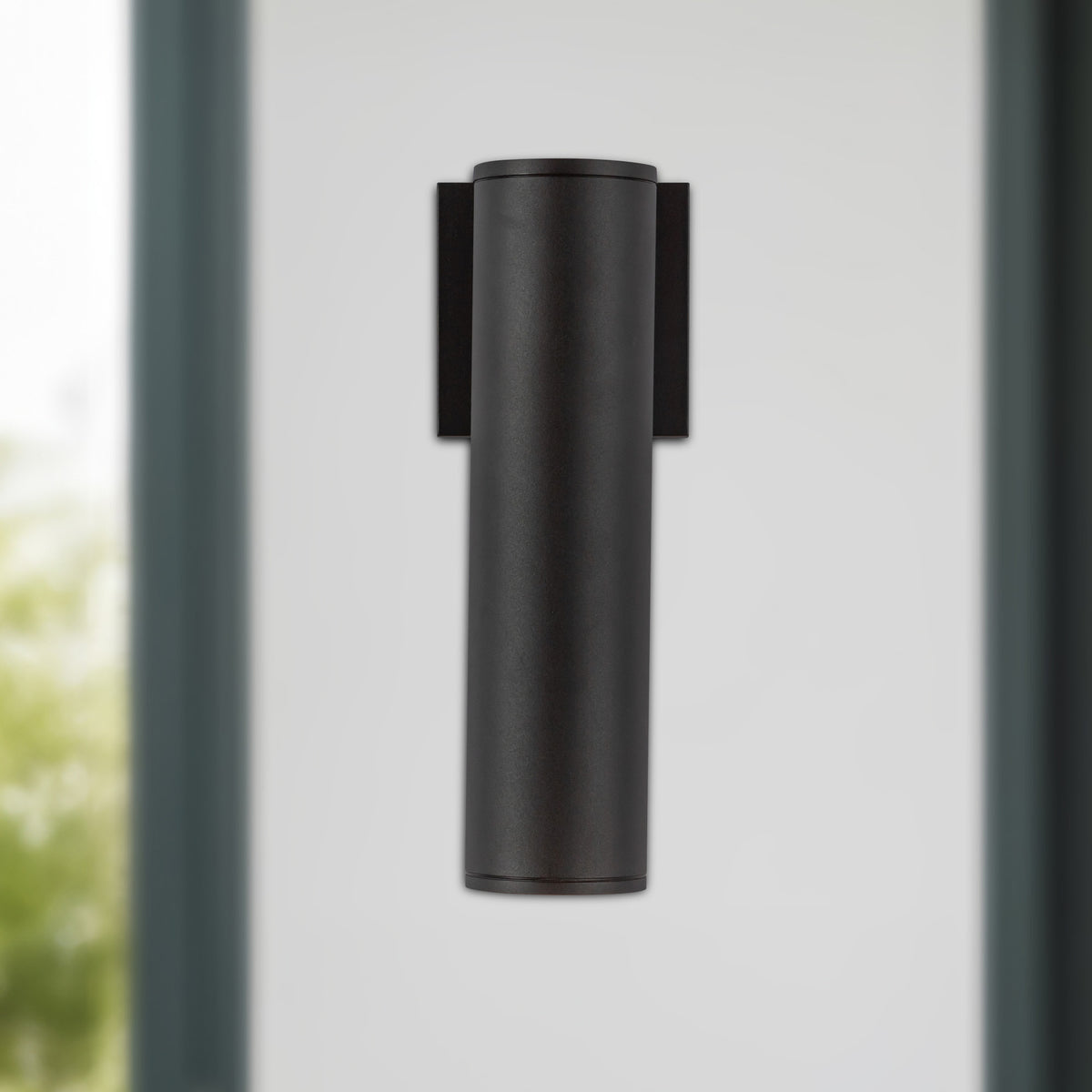 Lorna 12-in (3-in Dia.) Aluminum Outdoor Wall Sconce