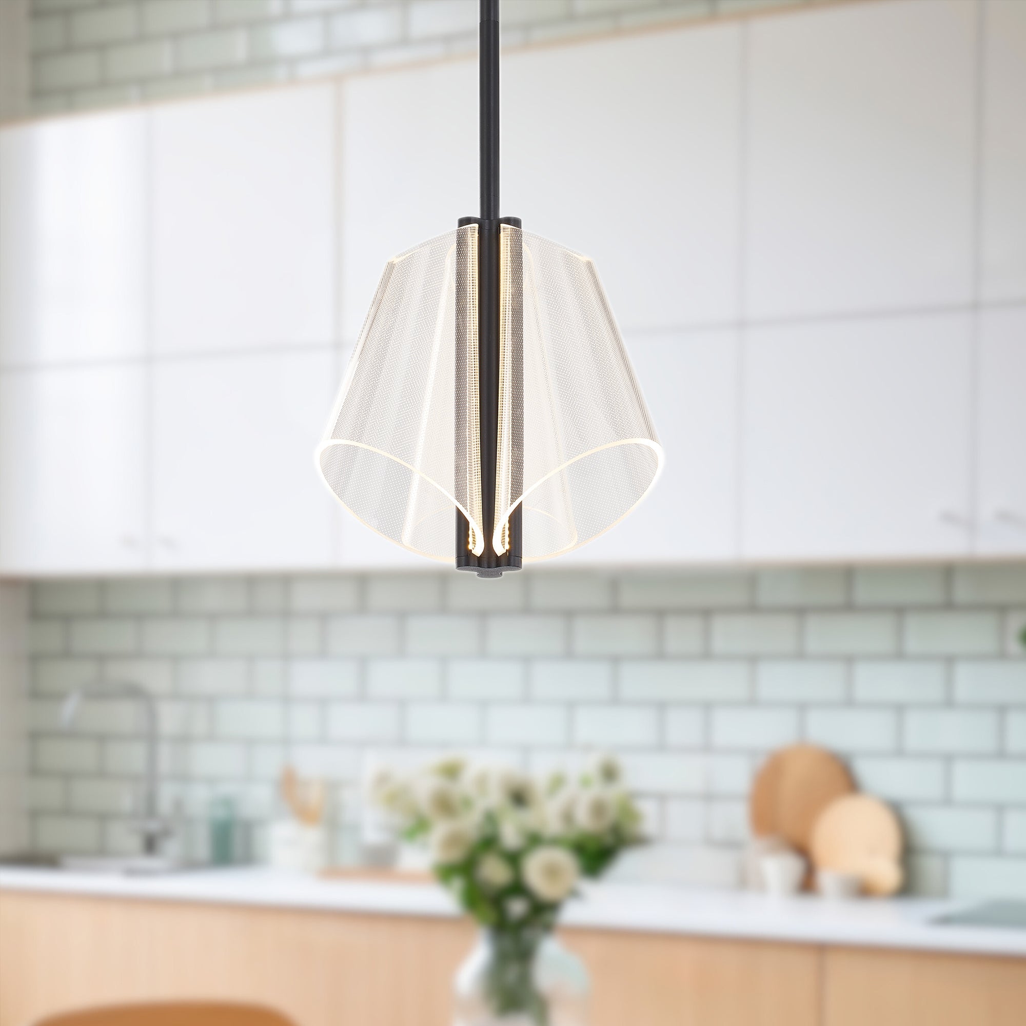mulberry-11-in-aluminum-pendant