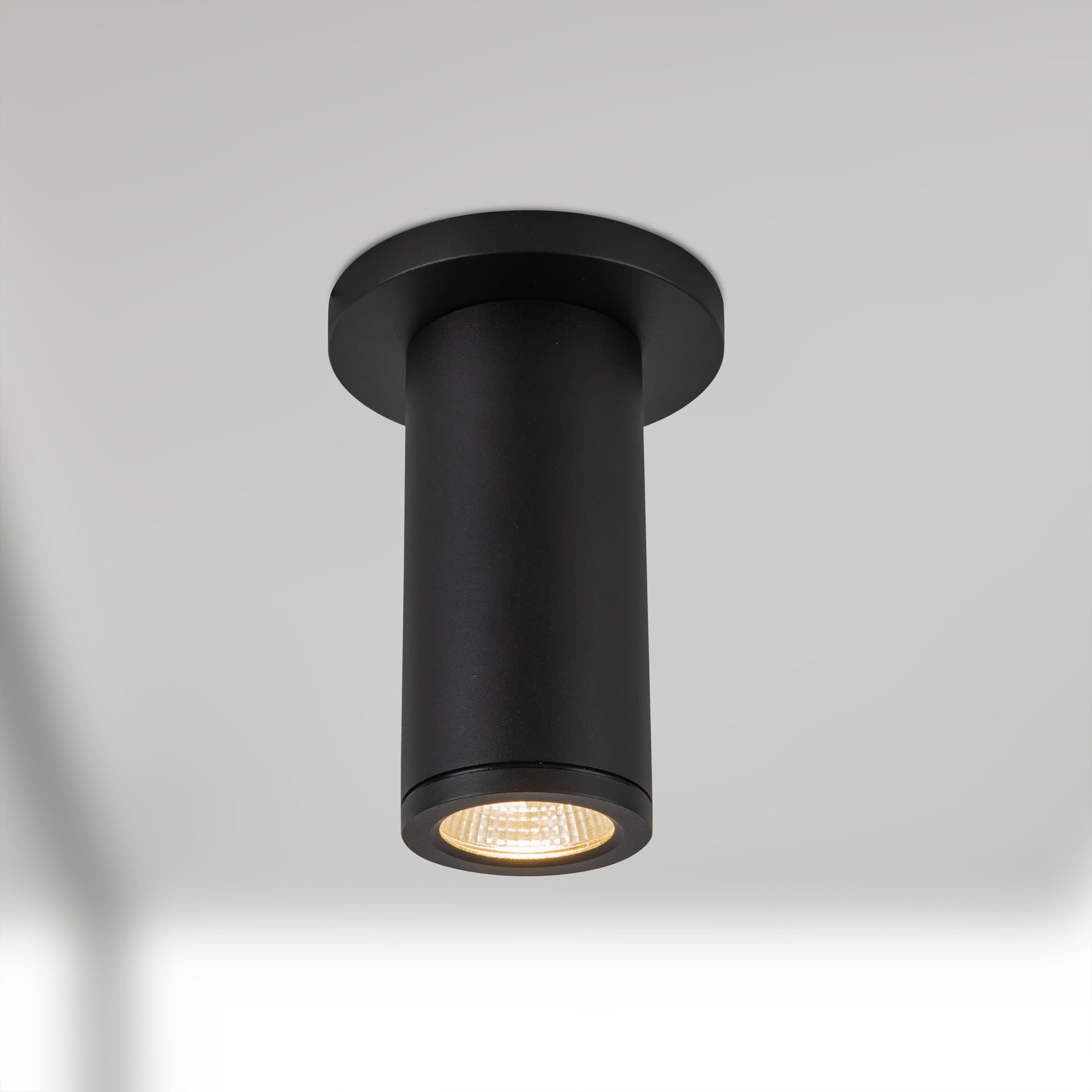 Nordic 6-in (2-in Dia.) Aluminum Outdoor Flush Mount