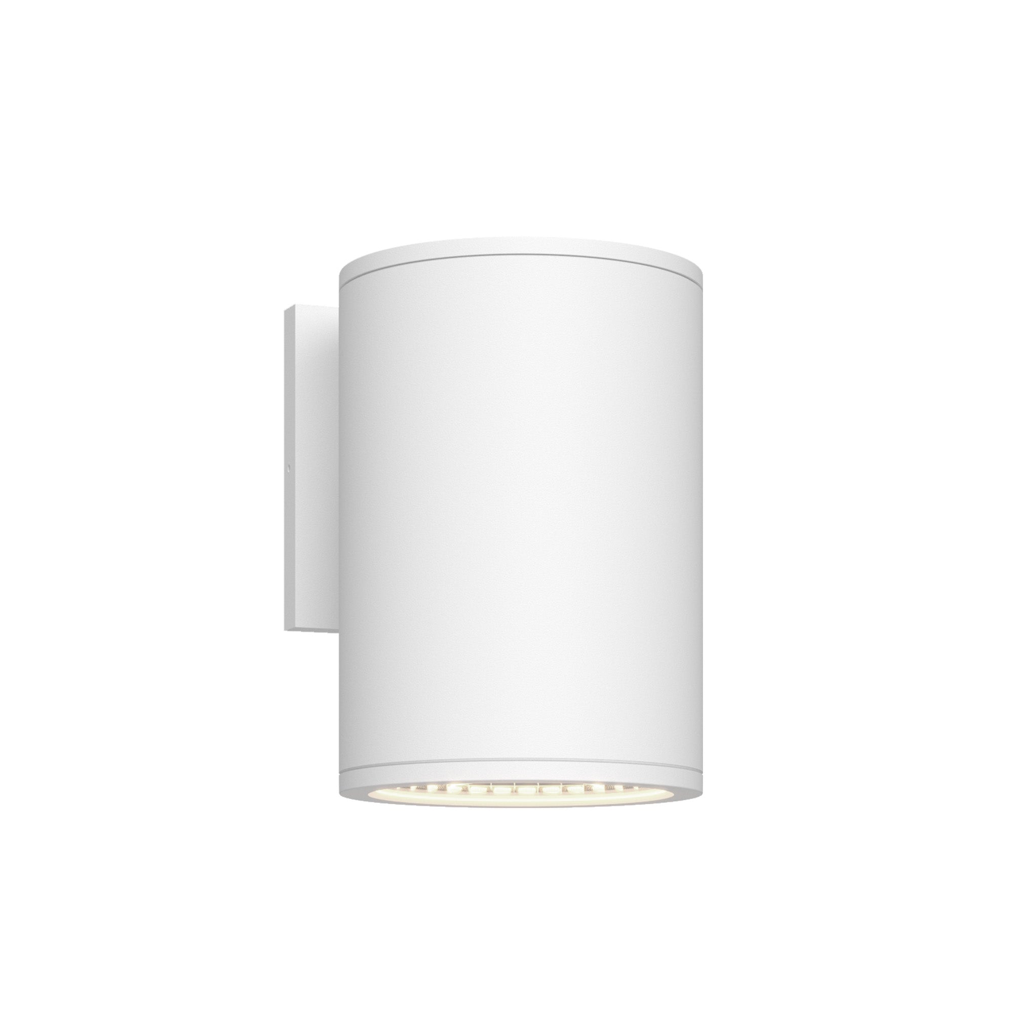 Nordic 7-in (5-in Dia.) Aluminum Outdoor Wall Light