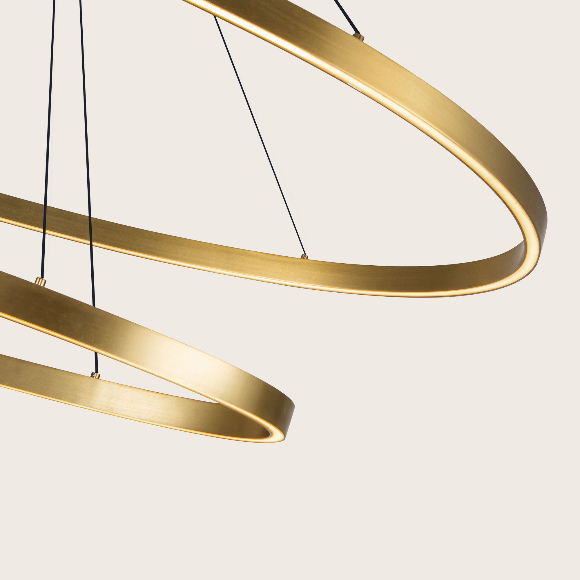 Ovale 2 Layer Aluminum Chandelier
