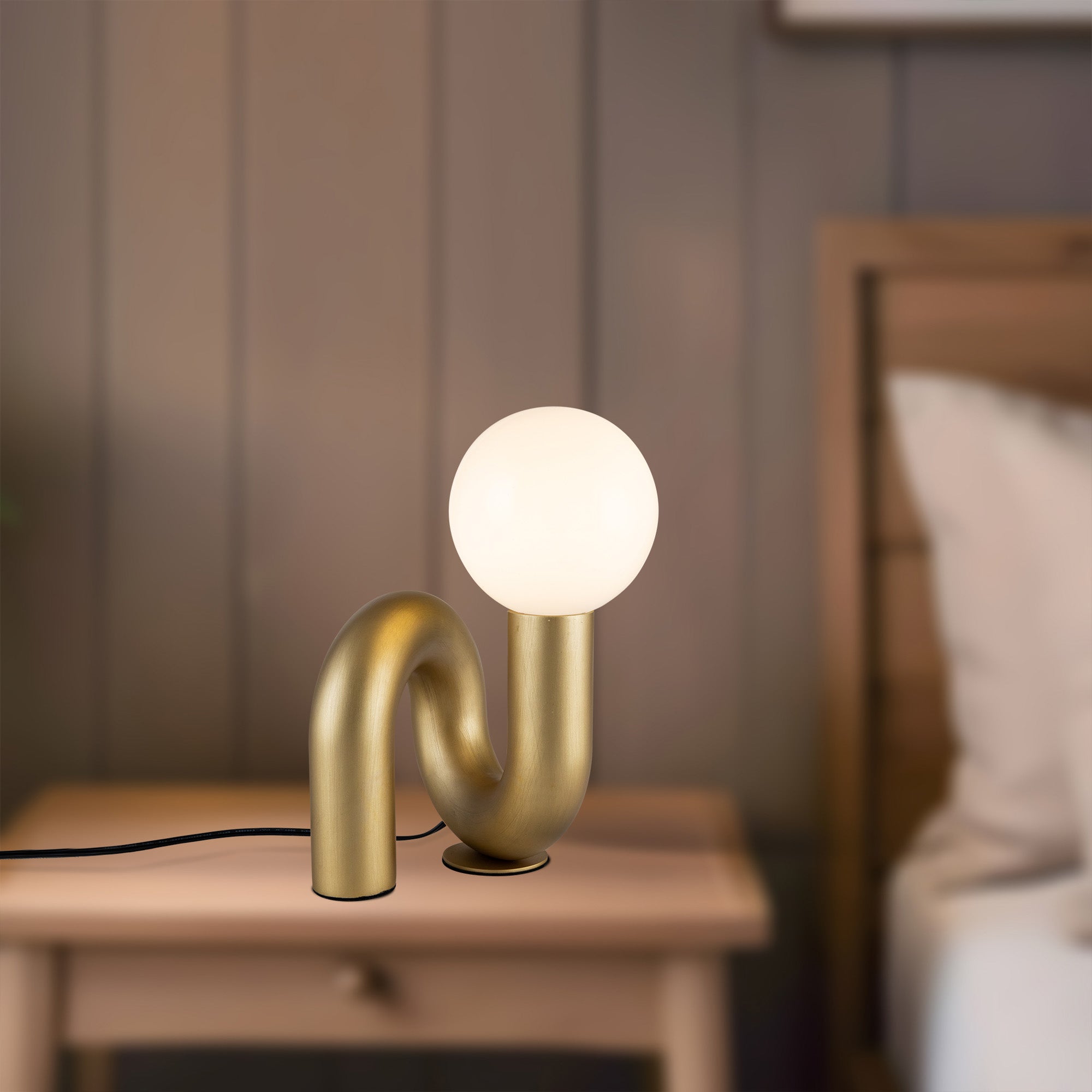 Sadie 7-in Steel Table Lamp
