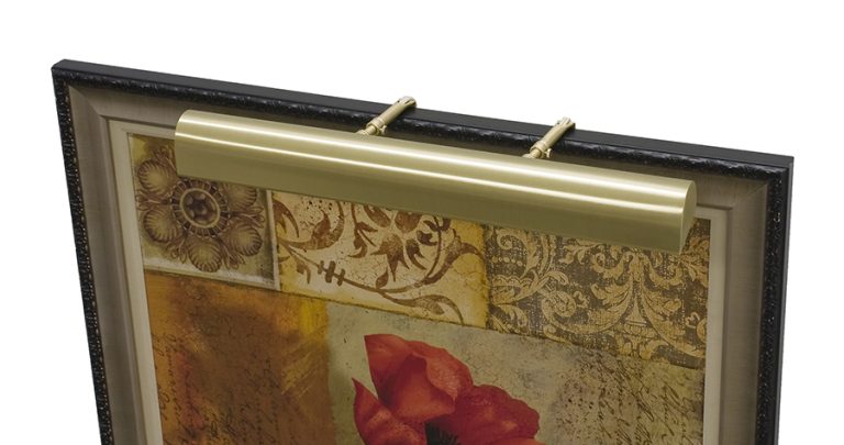 21-inch Classic Traditional Satin Brass Plug-In Picture Light