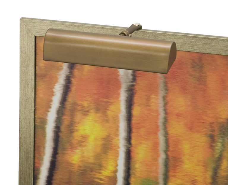 9-inch Classic Traditional Weathered Brass Plug-In Picture Light