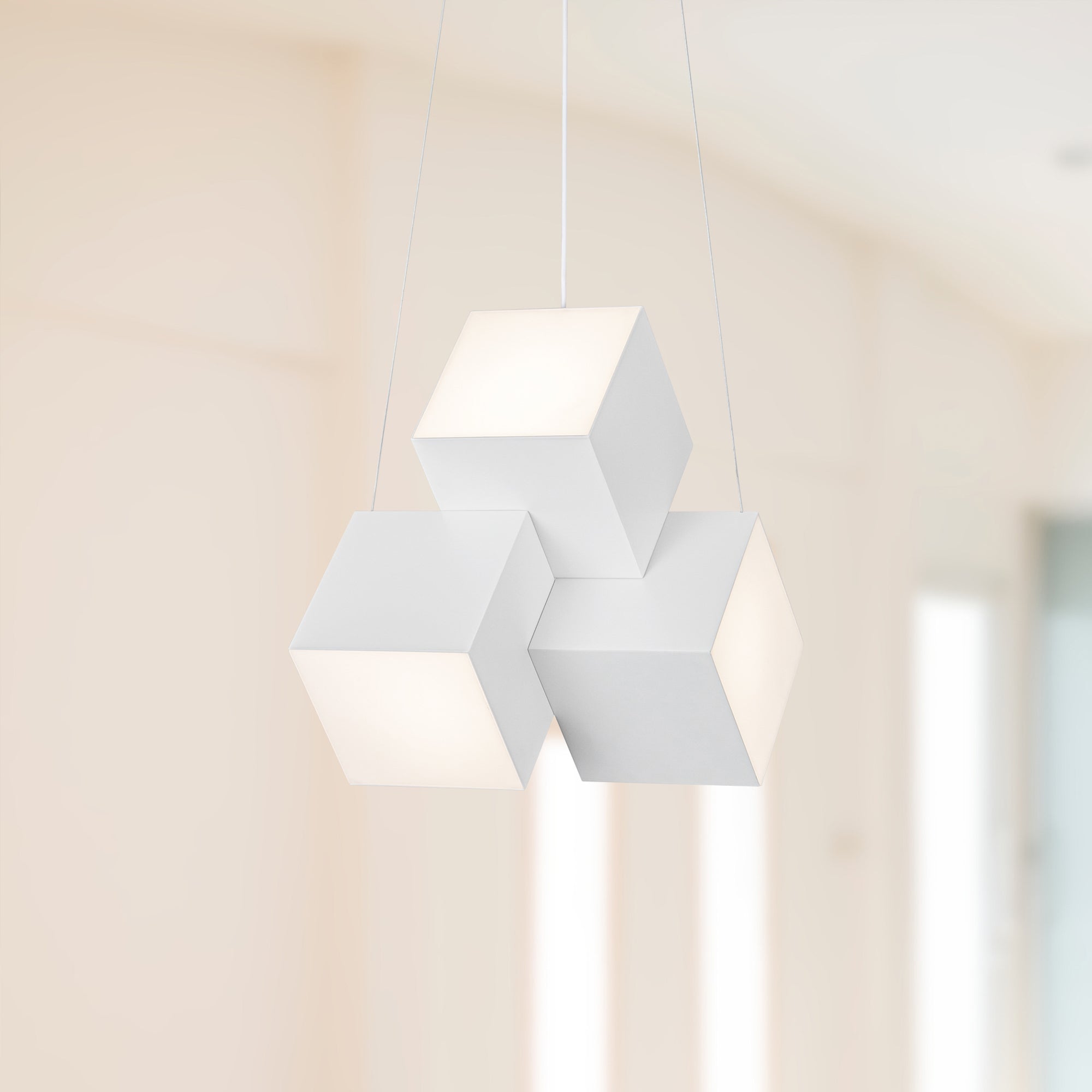Tetra 16-in Steel Pendant