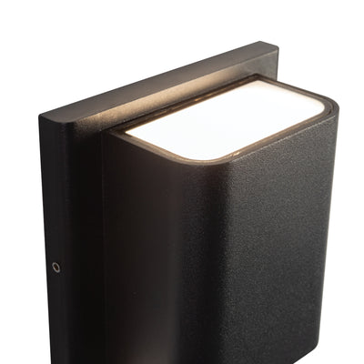 Tolan 4-in Aluminum Wall Light
