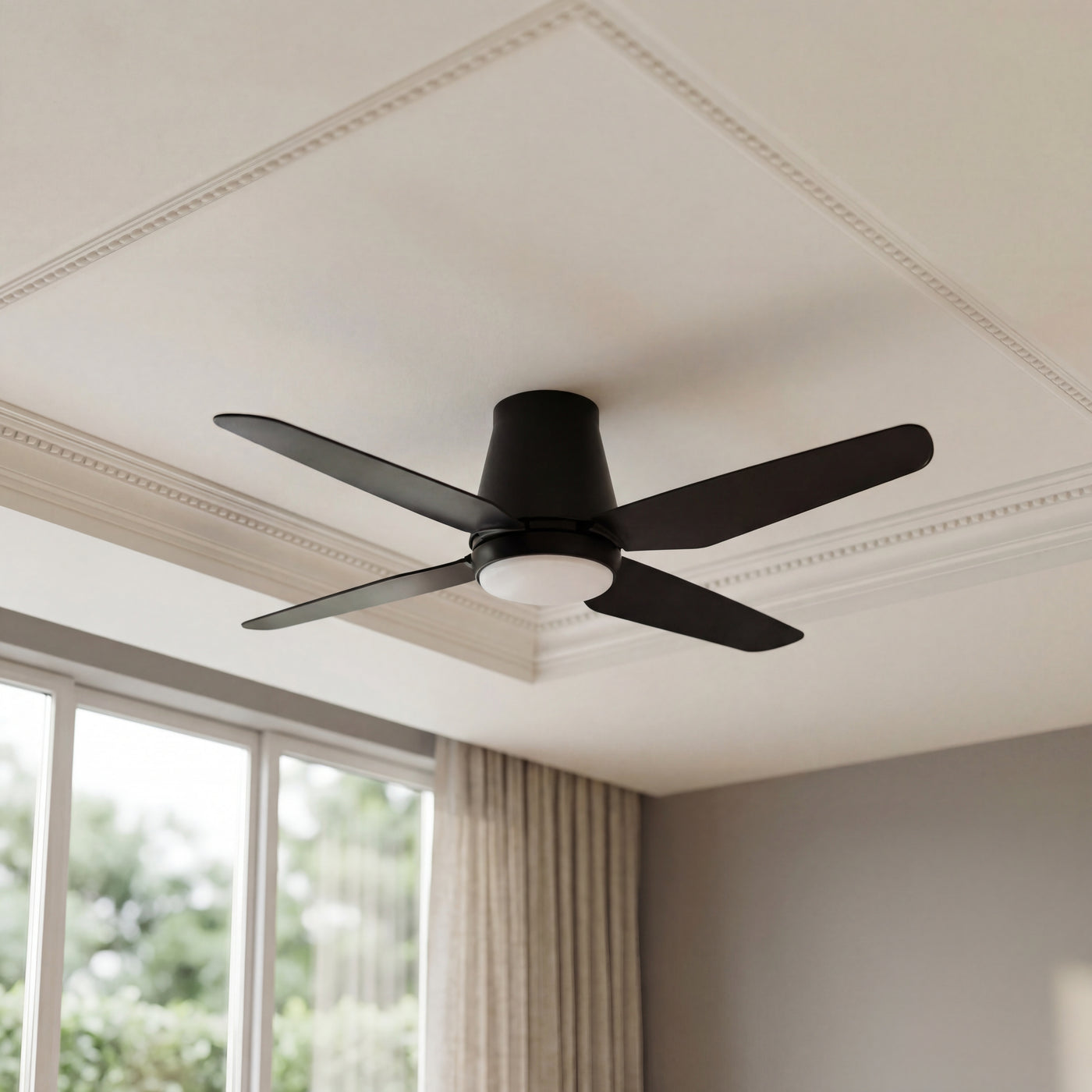 Aria Hugger 52 Inch Black Fan with 1 Light and Remote