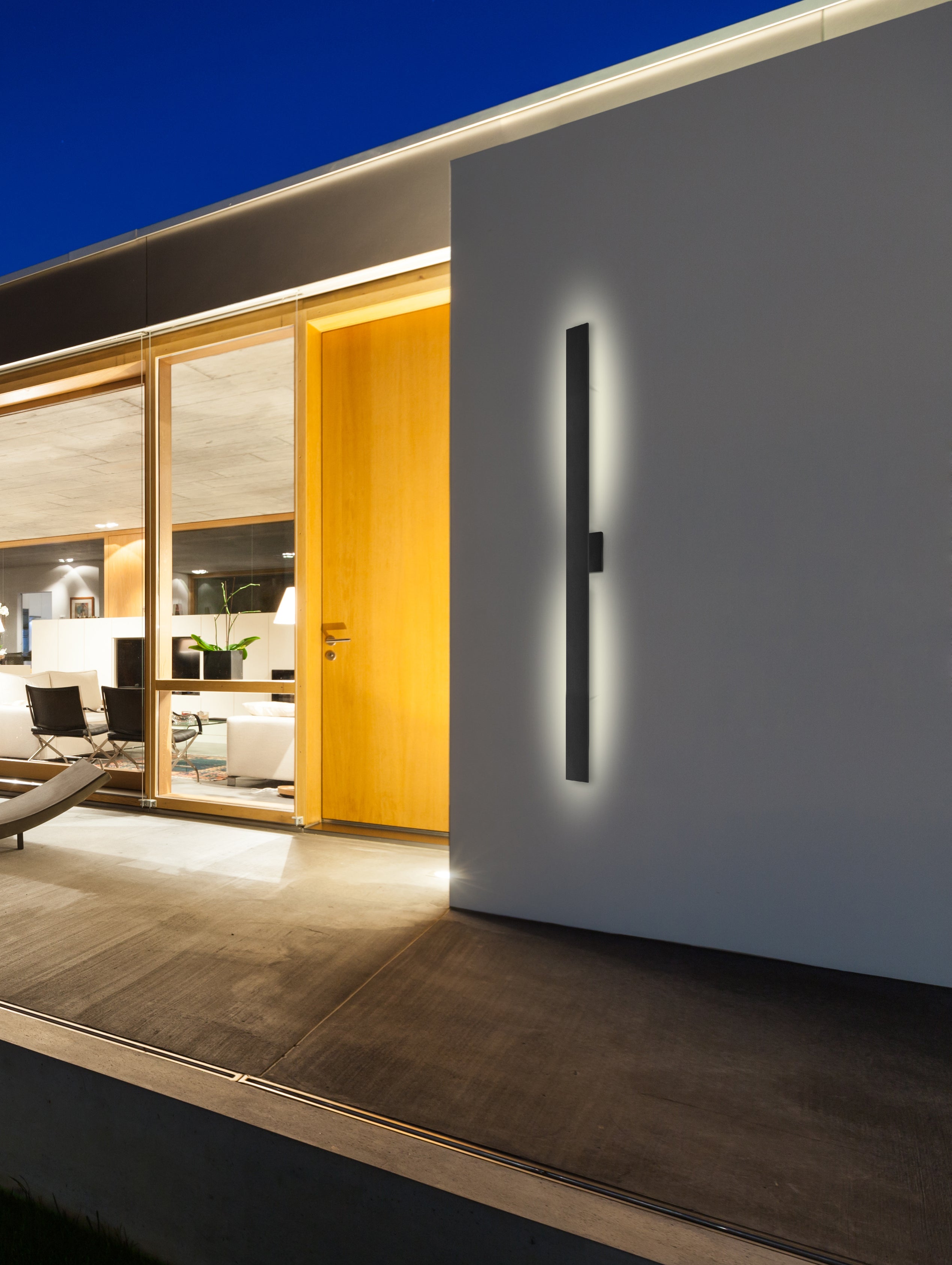 Vesta 50-in Aluminum Wall Light