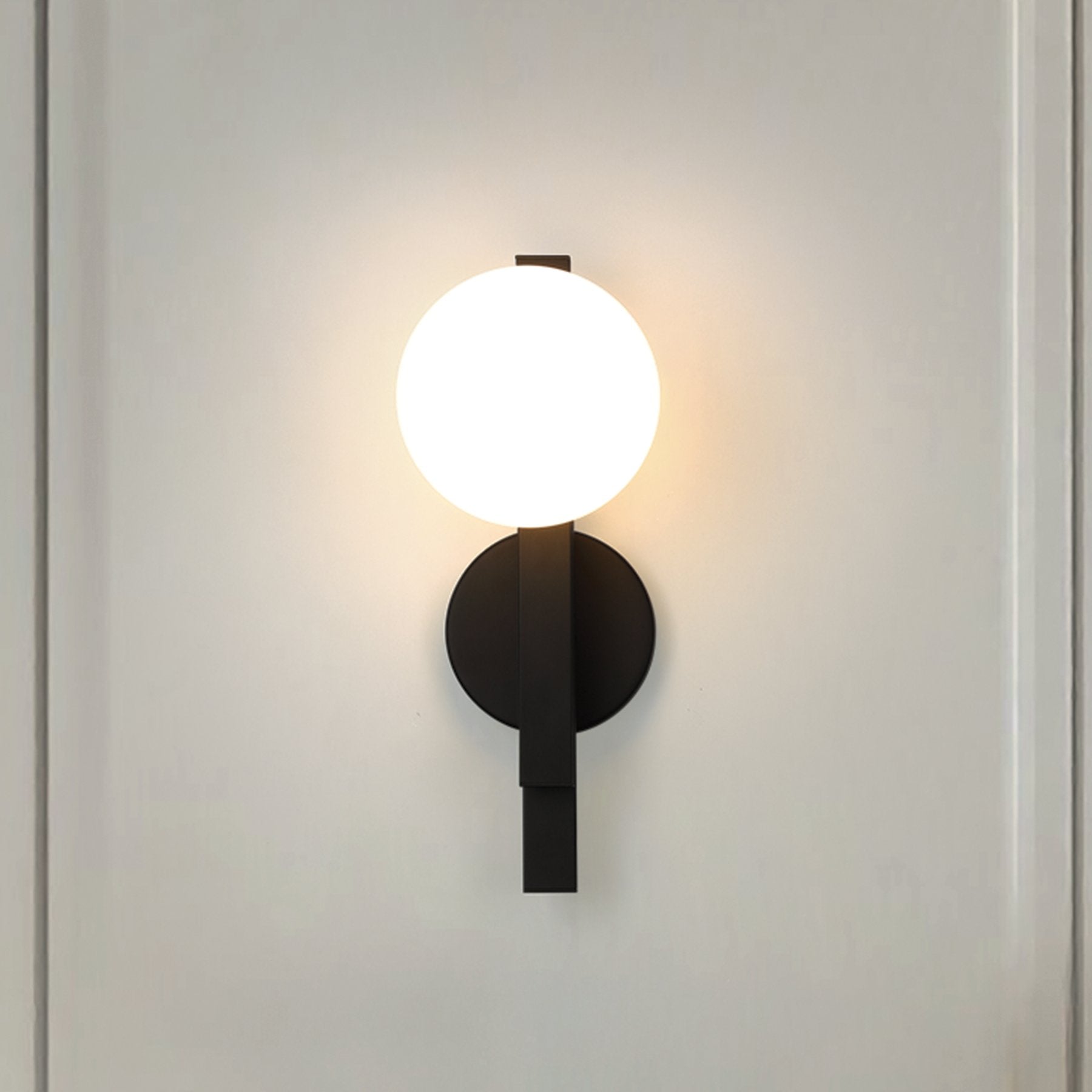 Julep 15-inch 1-light Matte Black Vanity Light with Opal Glass Shade