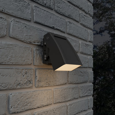 8-inch Bronze Outdoor Outdoor Wall Light