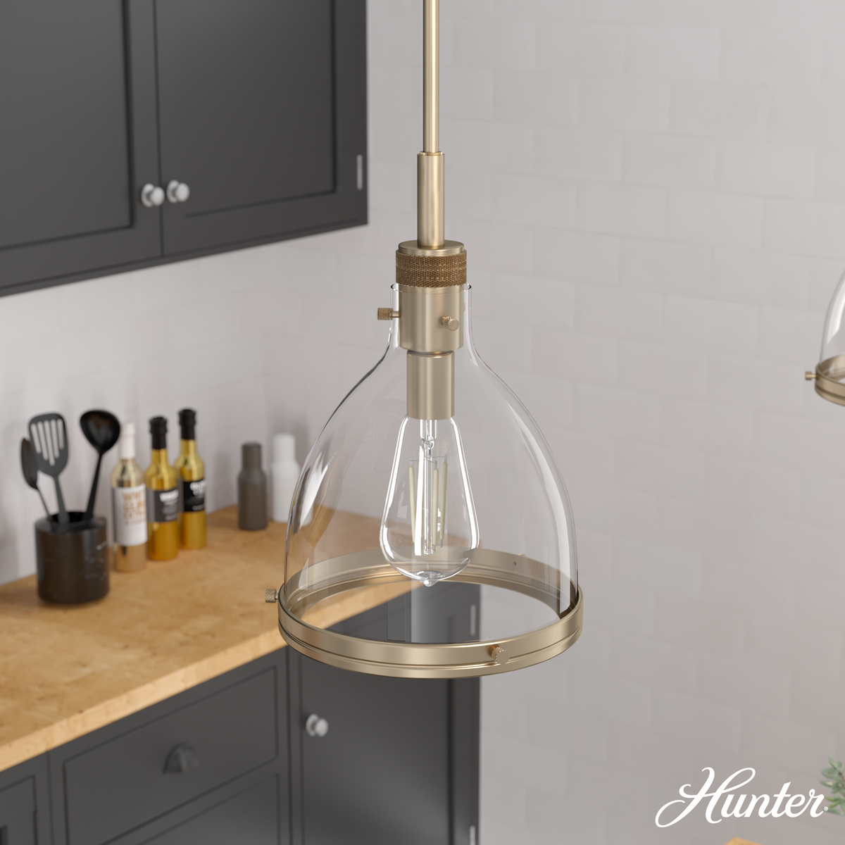 Fair Oaks 13-inch 4-light Luxe Gold Lantern Pendant