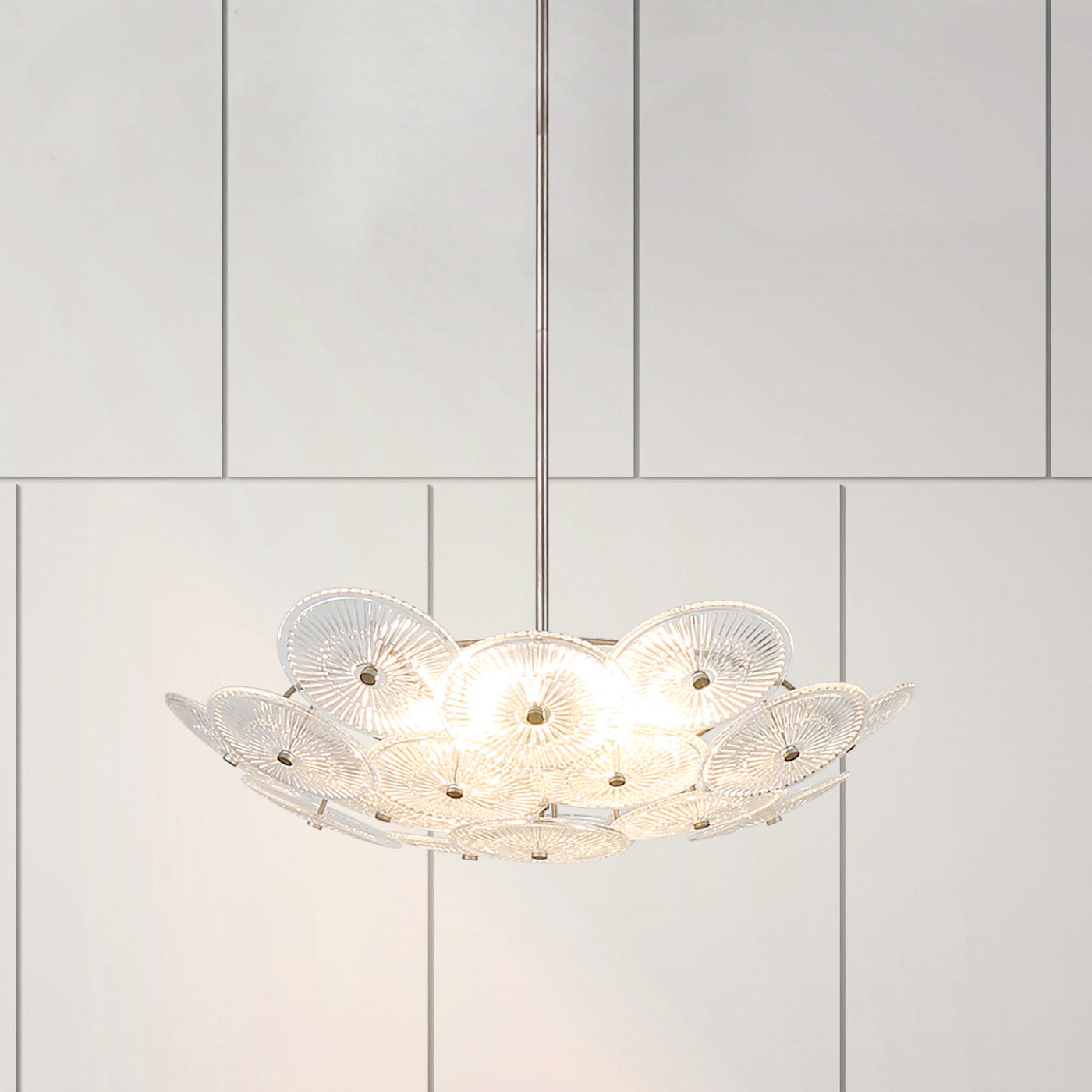Avril 29-inch 6-light Forged Bronze Chandelier with Clear Starburst Glass Shade