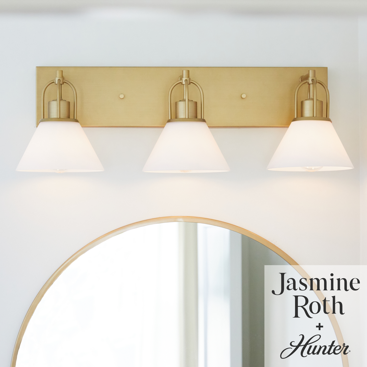 Carrington Isle 27.25-inch 3-light Luxe Gold Vanity Light with Cased White Glass