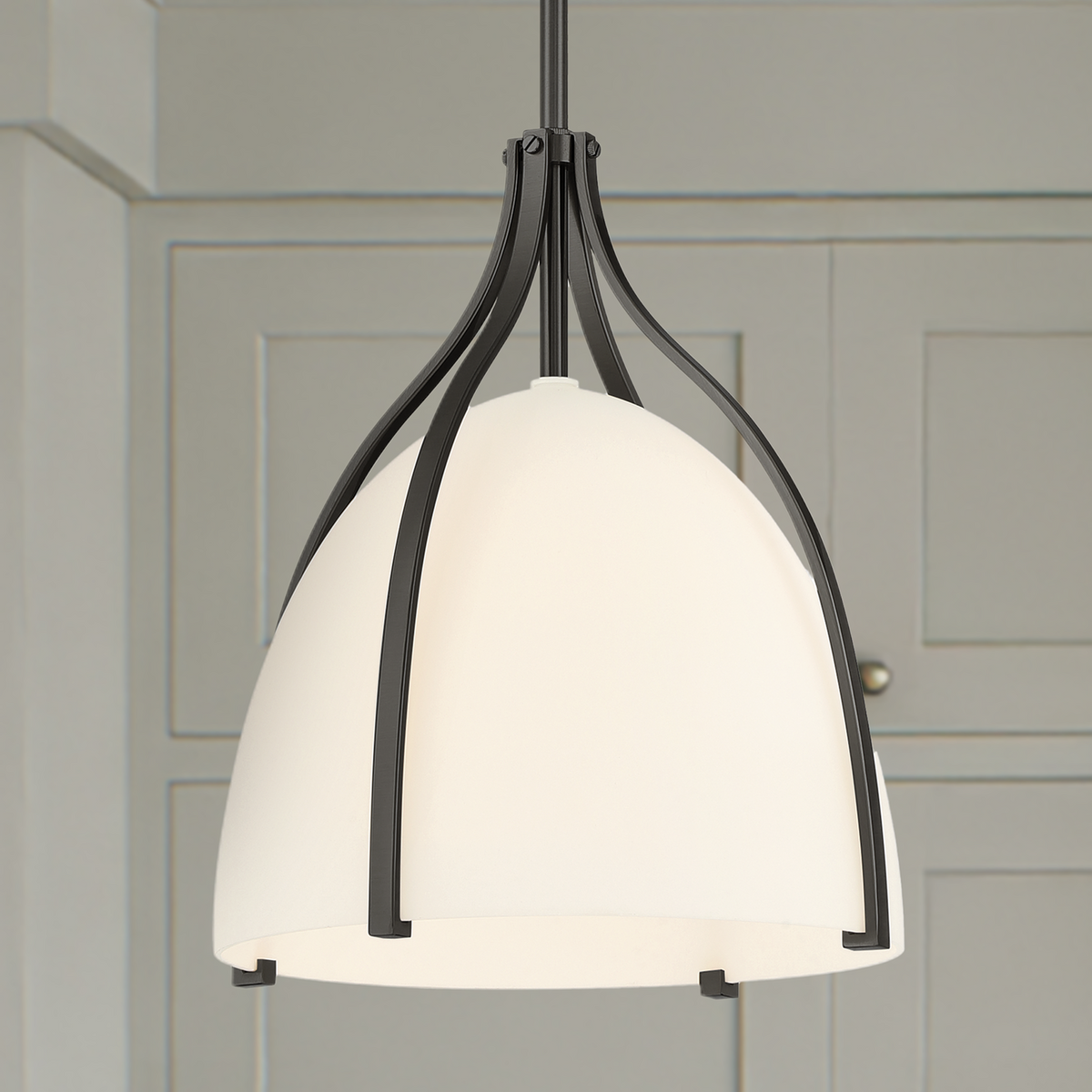 Laurel Ridge 23-inch 8-light Natural Black Iron Lantern Pendant