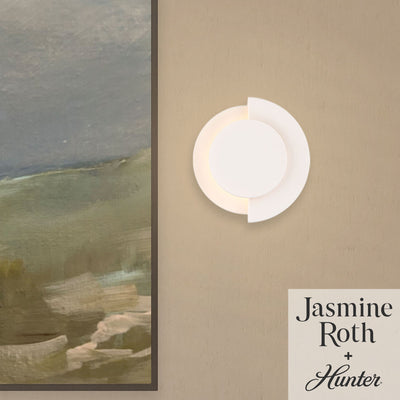 Opaline Crest 8-inch 1-light Matte White Ceramic and Luxe Gold 2500K LED Wall Sconce with Matte White Ceramic Shade