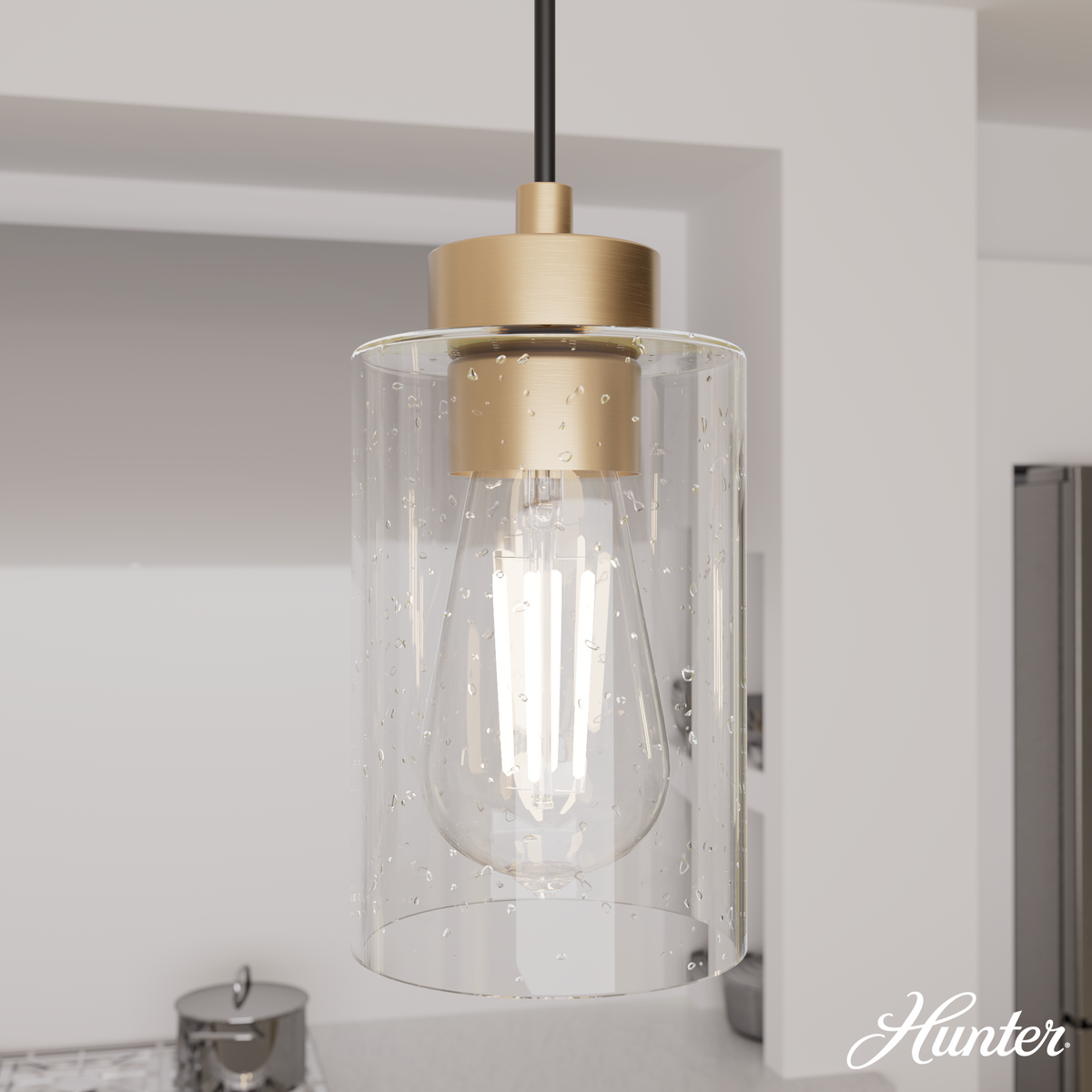 Hartland 26.75-inch 3-light Alturas Gold Linear Pendant Cluster with Seeded Glass