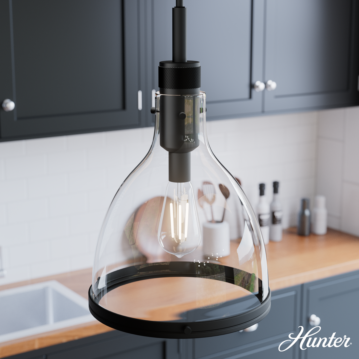 Vidria 7.25-inch 1-light Matte Black Pendant with Smoked Glass
