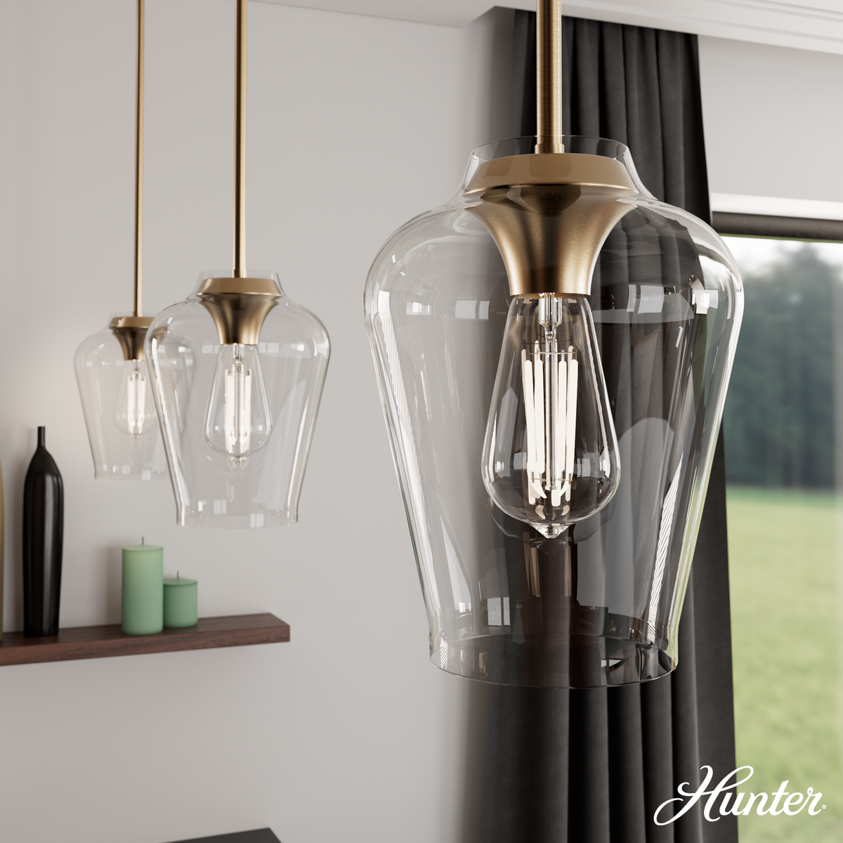 Kerrison 12-inch 1-light Natural Black Iron Wall Sconce with Seeded Glass